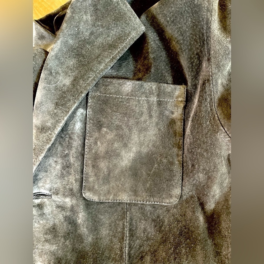 VINTAGE SUEDE JACKET WITH SILK LINING - Picture 6 of 10